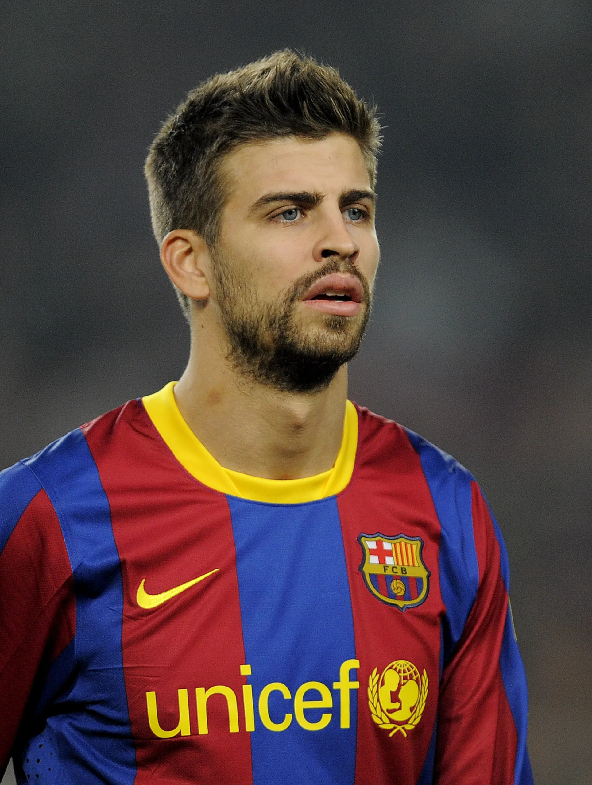 BARCELONA, SPAIN – JANUARY 16: Gerard Pique of FC Barcelona looks on during the La Liga match between FC Barcelona and Malaga at Nou Camp on January 16, 2011 in Barcelona, Spain. Barcelona won 4-1. (Photo by David Ramos/Getty Images)