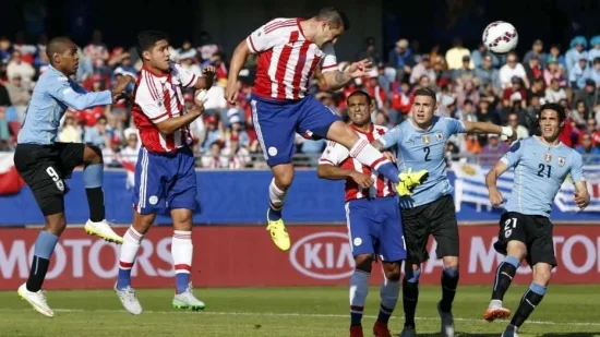 Uruguai e Paraguai empatam e garantem vagas nas quartas de final da Copa América