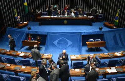 Senado aprova MP que estende correção do salário mínimo aos aposentados