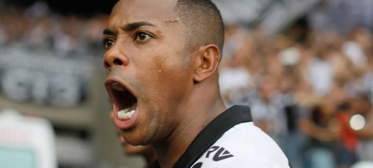 Turco Sivasspor anuncia acordo para se reforçar com Robinho