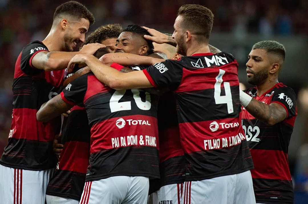 Flamengo vence Bangu por 3 a 0 no retorno do primeiro estadual durante a pandemia