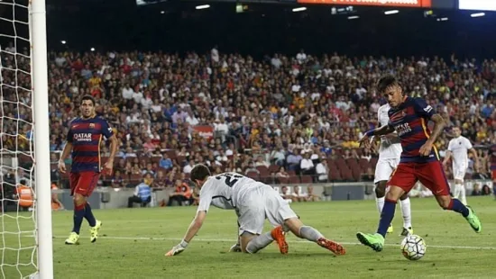 Neymar, Messi e Suárez dão mais um espetáculo e Barça faz 6 na Roma