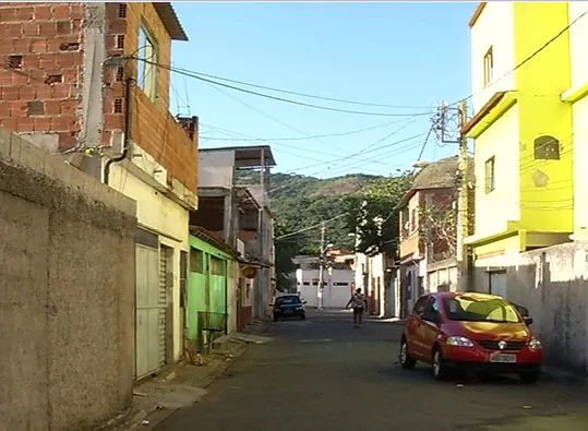 Suposto traficante é baleado na frente de bar em Vitória