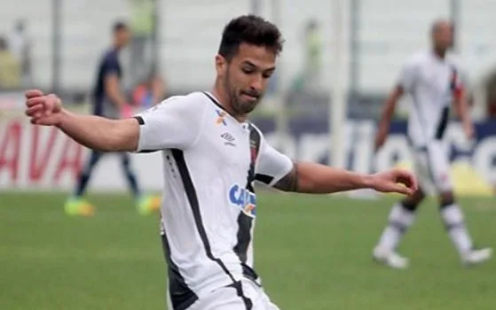 Vasco alivia crise, vence o Bragantino por 2 a 1 e encaminha acesso na Série B