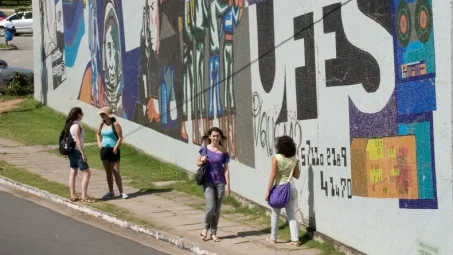 Professor da Ufes suspeito de racismo também é acusado de preconceito contra servidora