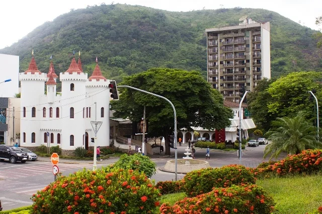 Casal de idosos é amarrado, amordaçado e agredido durante assalto em Castelo