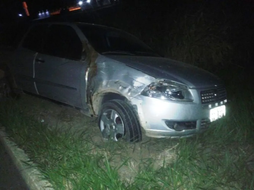 Ciclista morre atropelado ao tentar atravessar BR em Linhares