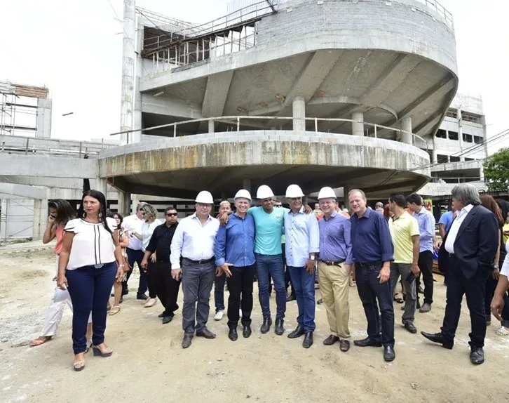 Governo vai auxiliar Serra na compra de equipamentos para Hospital Materno-Infantil