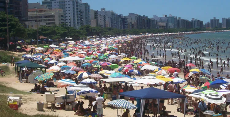 Mineiros ficam revoltados com prefeito que quer selecionar turistas em Guarapari