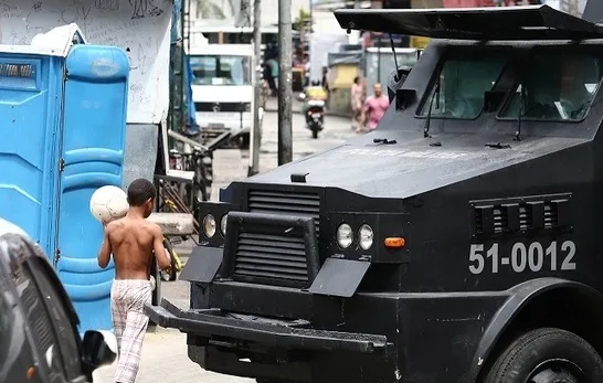 Após confronto, polícia faz novas apreensões na Rocinha