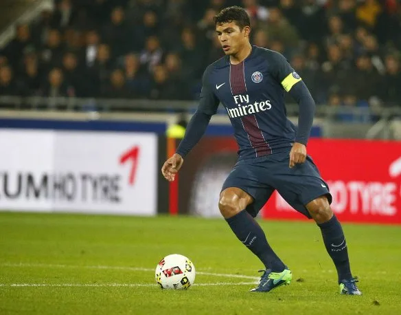 Thiago Silva estende contrato com o Paris Saint-Germain até 2020