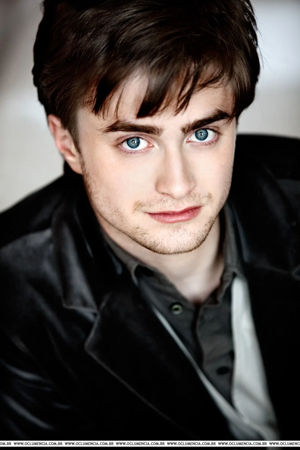 Daniel Radcliffe confessa que virou alcoólatra após estrelar Harry Potter