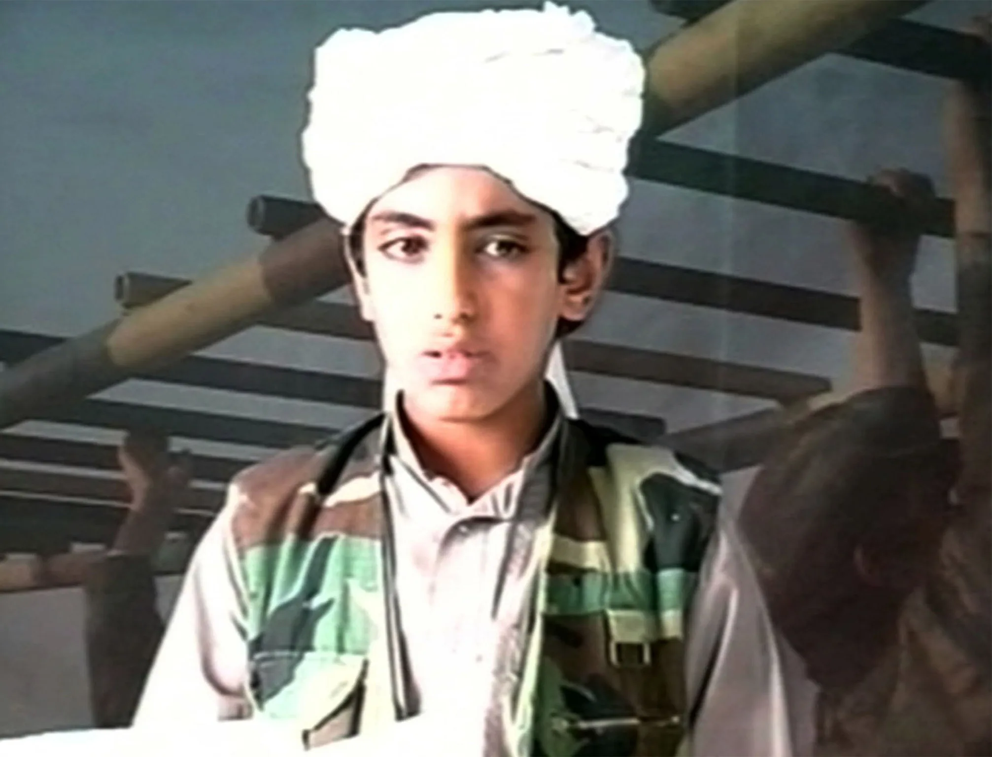 Filho de Bin Laden promete vingança em vídeo divulgado na internet