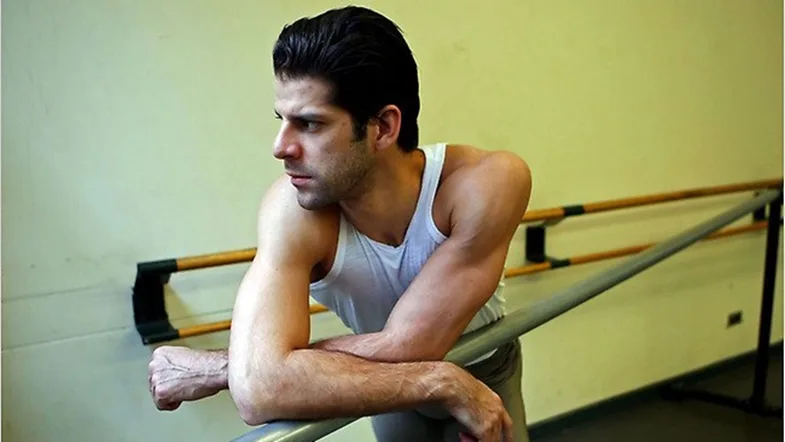 Bailarino brasileiro pede demissão do American Ballet após acusação de assédio