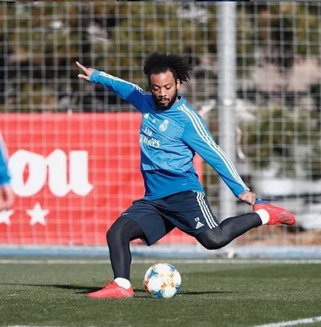 Zidane lamenta situação de Marcelo e Isco no Real: 'Me dói a situação que vivem'