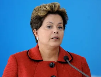 Brasil está de luto e sentido com morte, diz Dilma