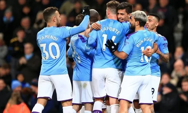 United perde do Leicester e Manchester City se sagra campeão do Inglês