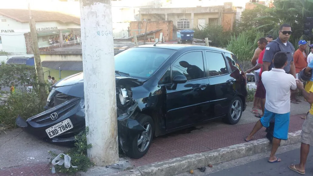 Bandidos tentam assaltar professor e criança é baleada na boca em Cariacica