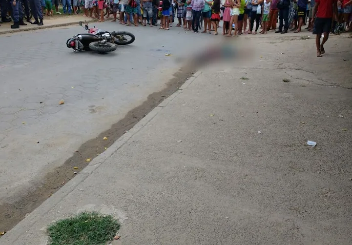 Suspeito é morto por PM após tentar roubar moto em Cariacica