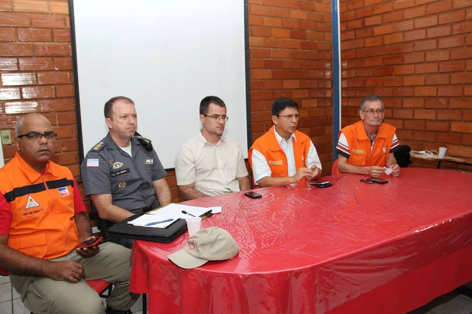 Prefeito pode decretar situação de emergência em Cachoeiro por causa da chuva