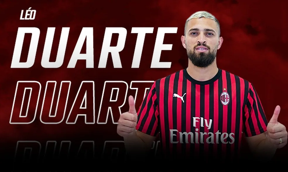 Diretoria do Milan anuncia a contratação do zagueiro Léo Duarte, ex-Flamengo