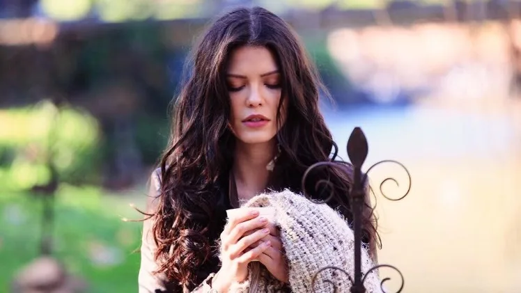 Substituindo Bruna Marquezine em Tempo de Amar, Vitória Strada se garante: - Estive focada desde o início Substituindo Bruna Marquezine em Tempo de Amar, Vitória Strada se garante: - Estive focada desde o início
