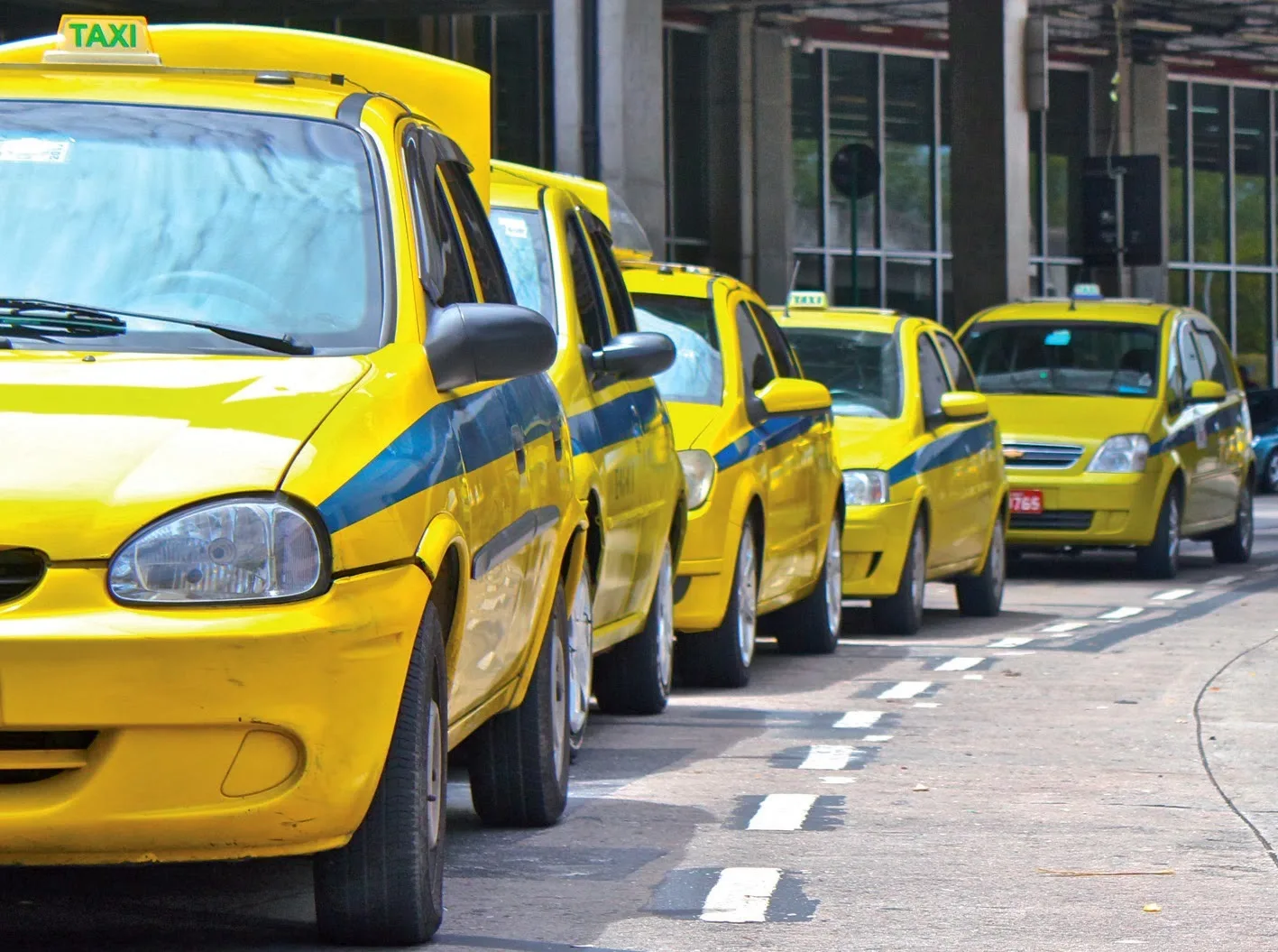 Após sequestro, pane em delegacias impede taxista de fazer boletim de ocorrência