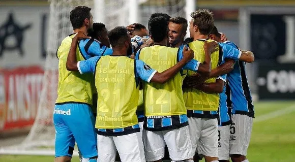 Empate no fim contra Novo Hamburgo expõe descontentamento no Grêmio com a má fase