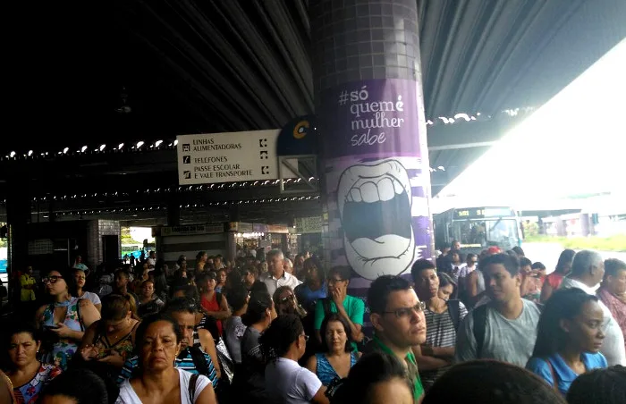 Greve dos rodoviários começa com ônibus e terminais lotados na GV