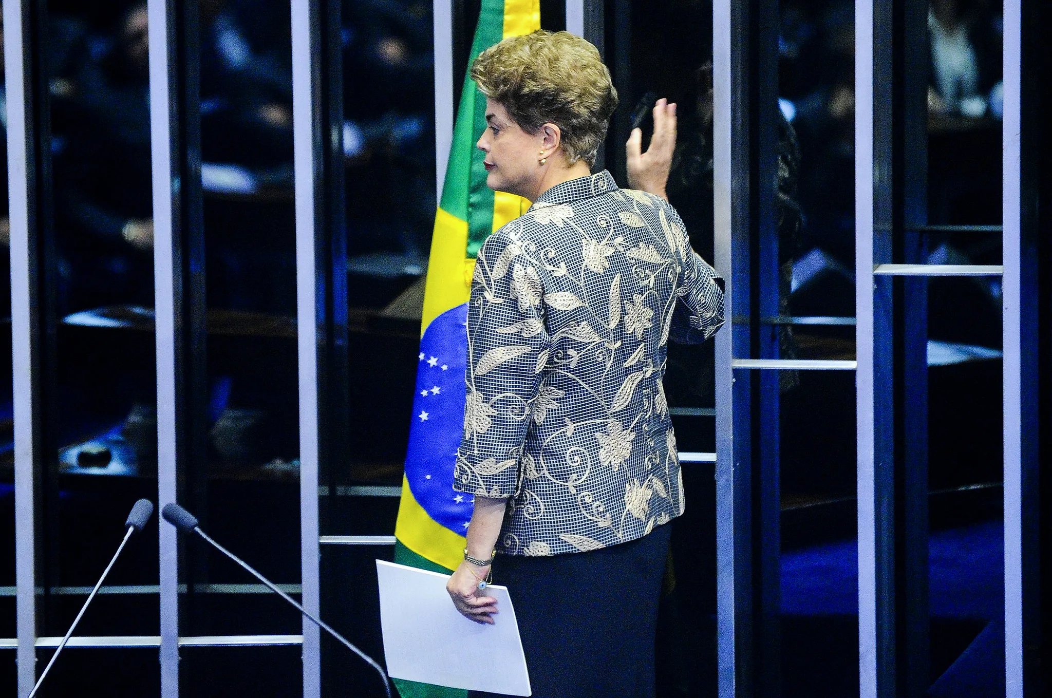 Quadros com foto oficial de Dilma começam a ser retirados no Planalto