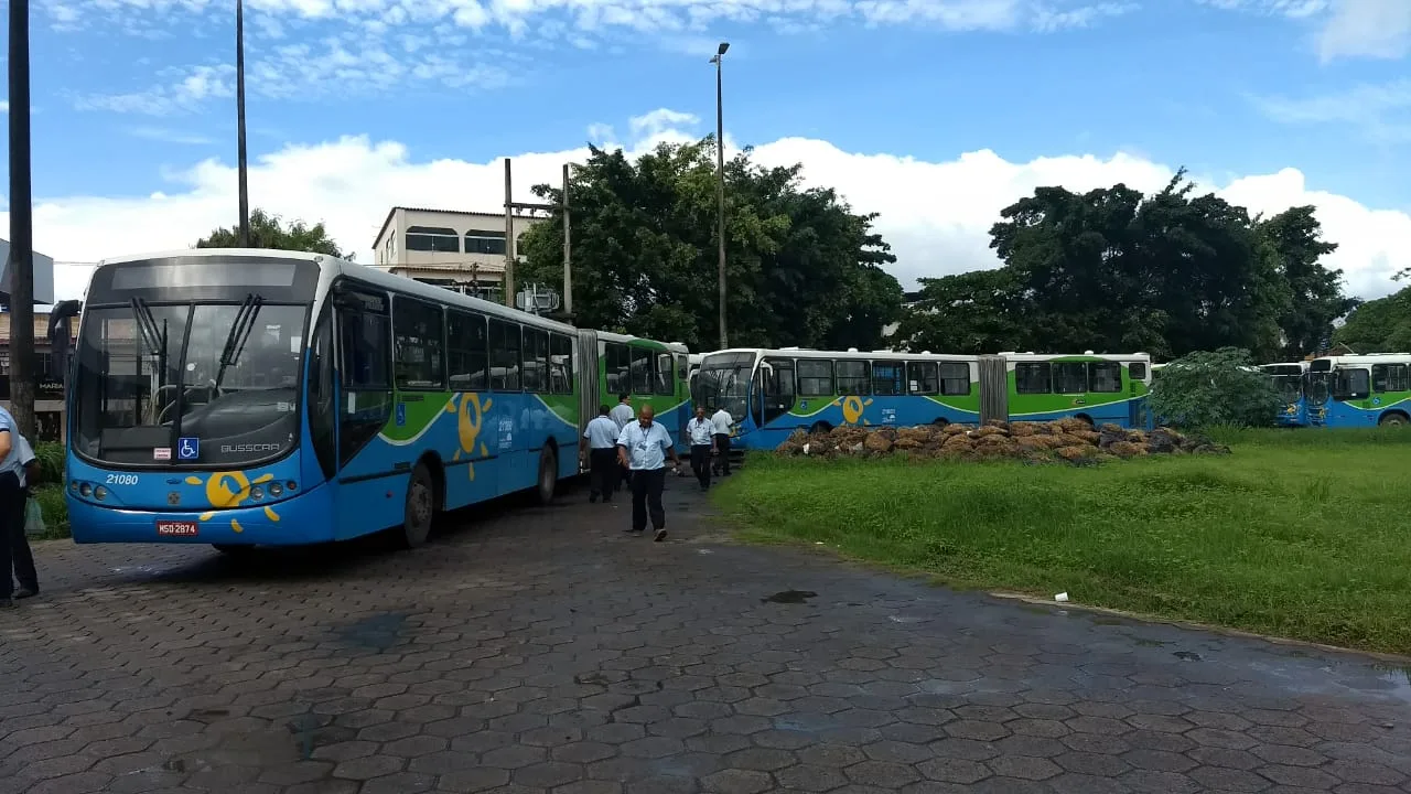 Paralisação deixa linhas do Transcol sem ônibus no Terminal Campo Grande