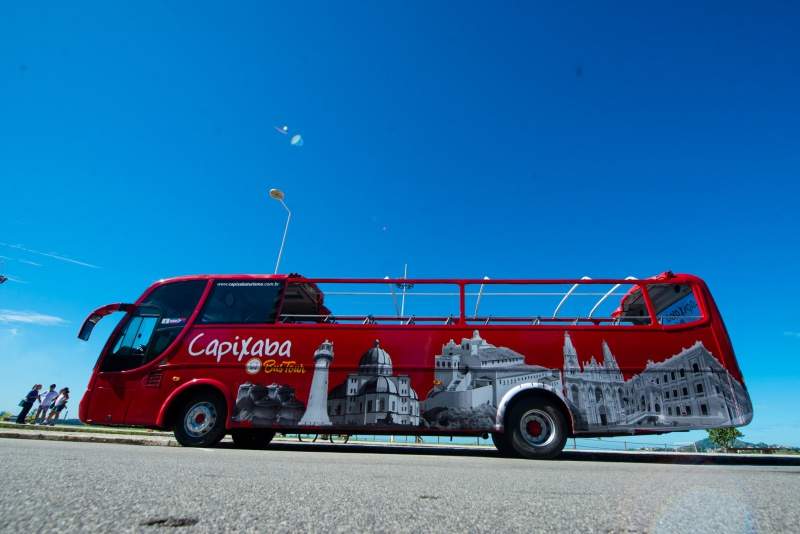 Ônibus panorâmico começa a circular neste sábado em Vitória