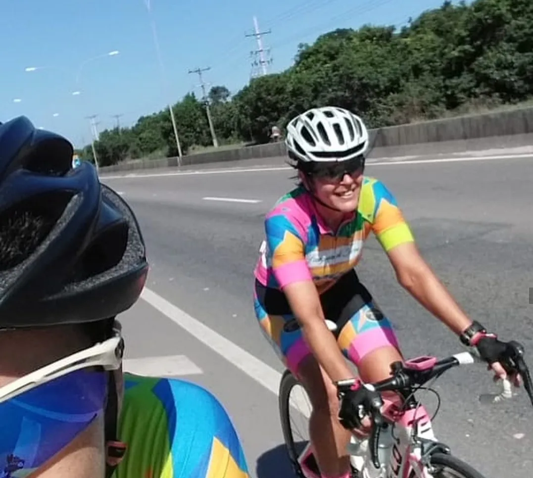 Ciclista atropelada na Rodosol permanece na UTI; atletas vão fazer ato pedindo segurança