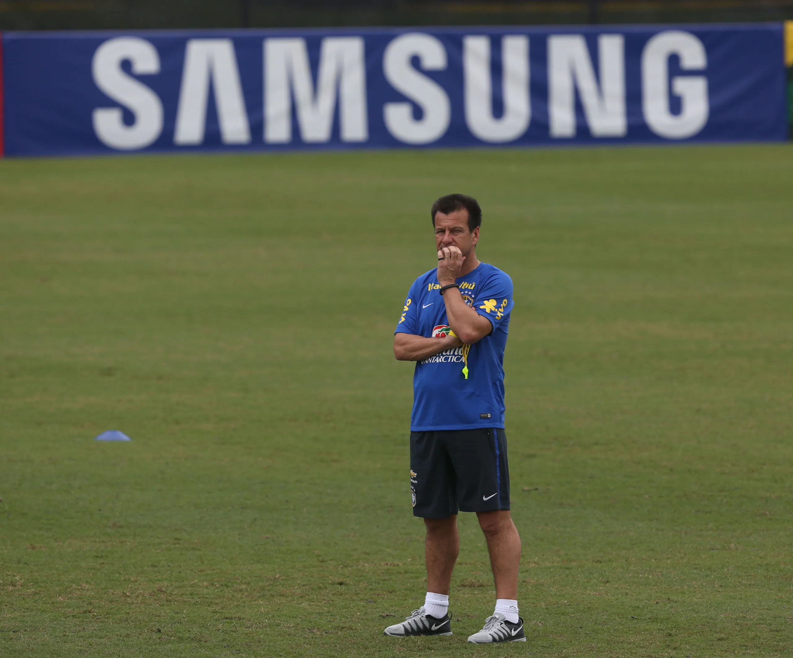 MIAMI/USA 07-09-2014 ESPORTES TREINO SELECAO BRASILEIRA Dunga durante o treino do Brasil em Miami, 7 de Setembro de 2014. FOTO Bruno Domingos/Mowa Press