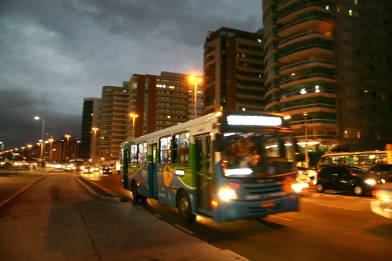 Ceturb-GV mantém horários de férias em linhas de ônibus apesar da volta às aulas