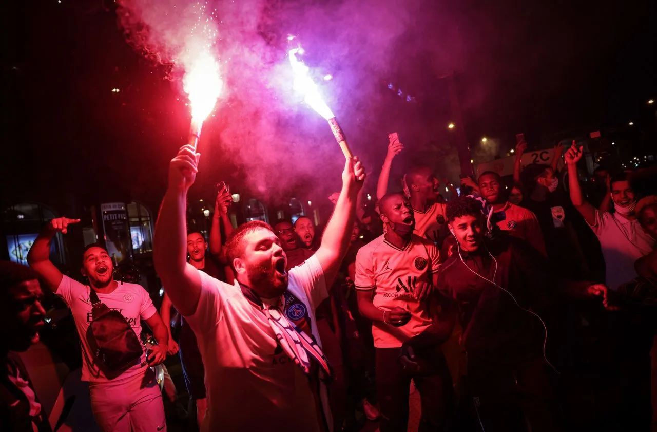 Após derrota do PSG, Paris tem briga entre torcedores e policiais; 148 são presos