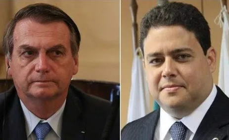 Vou prestar esclarecimentos ao STF sobre pai do presidente da OAB, diz Bolsonaro