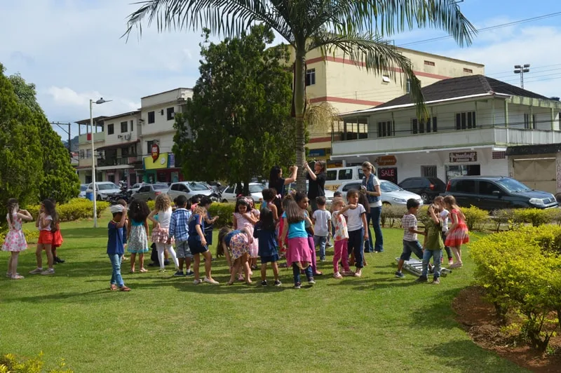 Projeto das Orquídeas florescendo nas escolas de Marechal