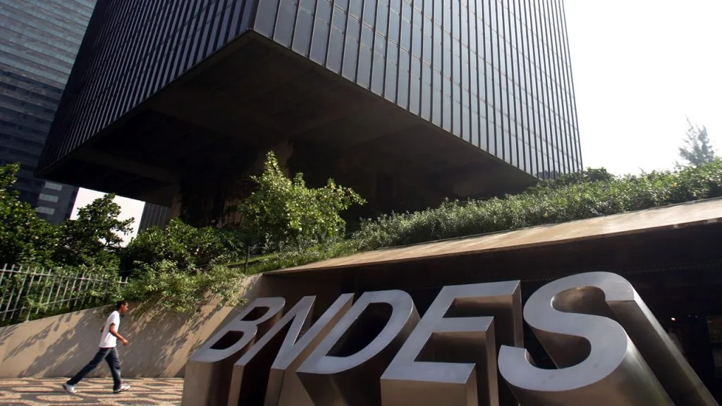 Inscrições para concurso do BNDES terminam nesta segunda; veja outras oportunidades