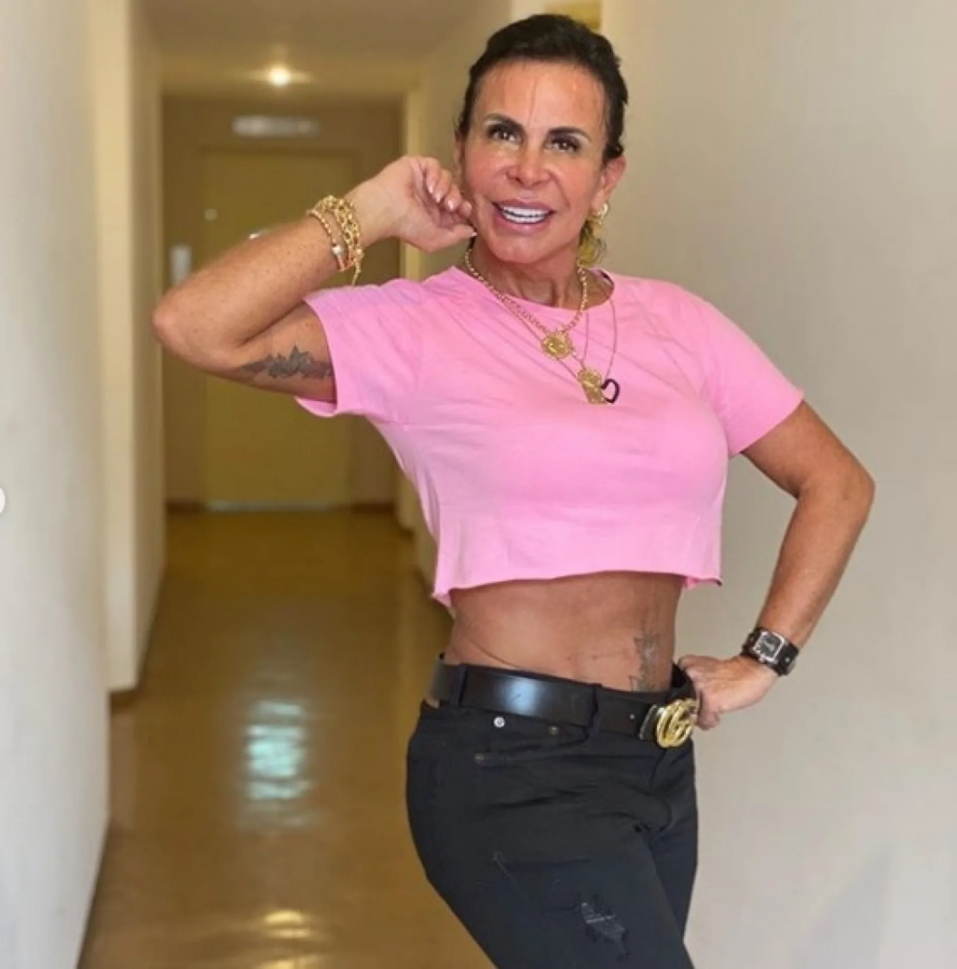 Gretchen fala sobre Thammy com chegada do filho: 'Está sendo muito companheiro'