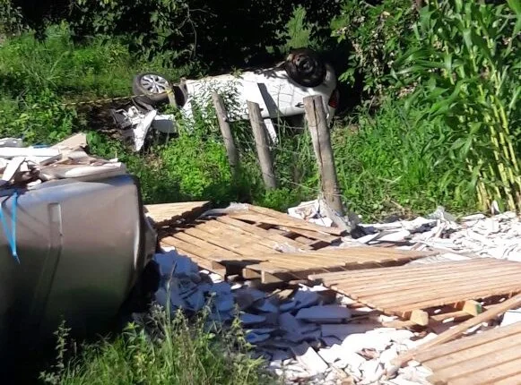 Duas pessoas morrem após acidente na BR-101 em Mimoso do Sul