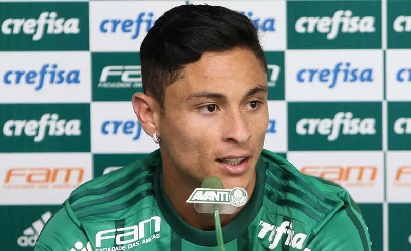 Palmeiras encaminha a saída do lateral-esquerdo Diogo Barbosa para o Grêmio