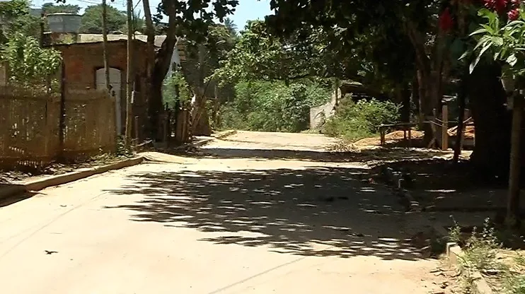 Jovem é assassinado a tiros por pelo menos 15 homens encapuzados em Cariacica