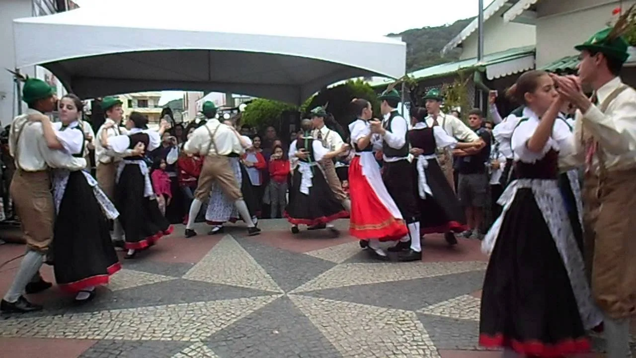 Oficinas de dança abrem programação do Festival de Inverno