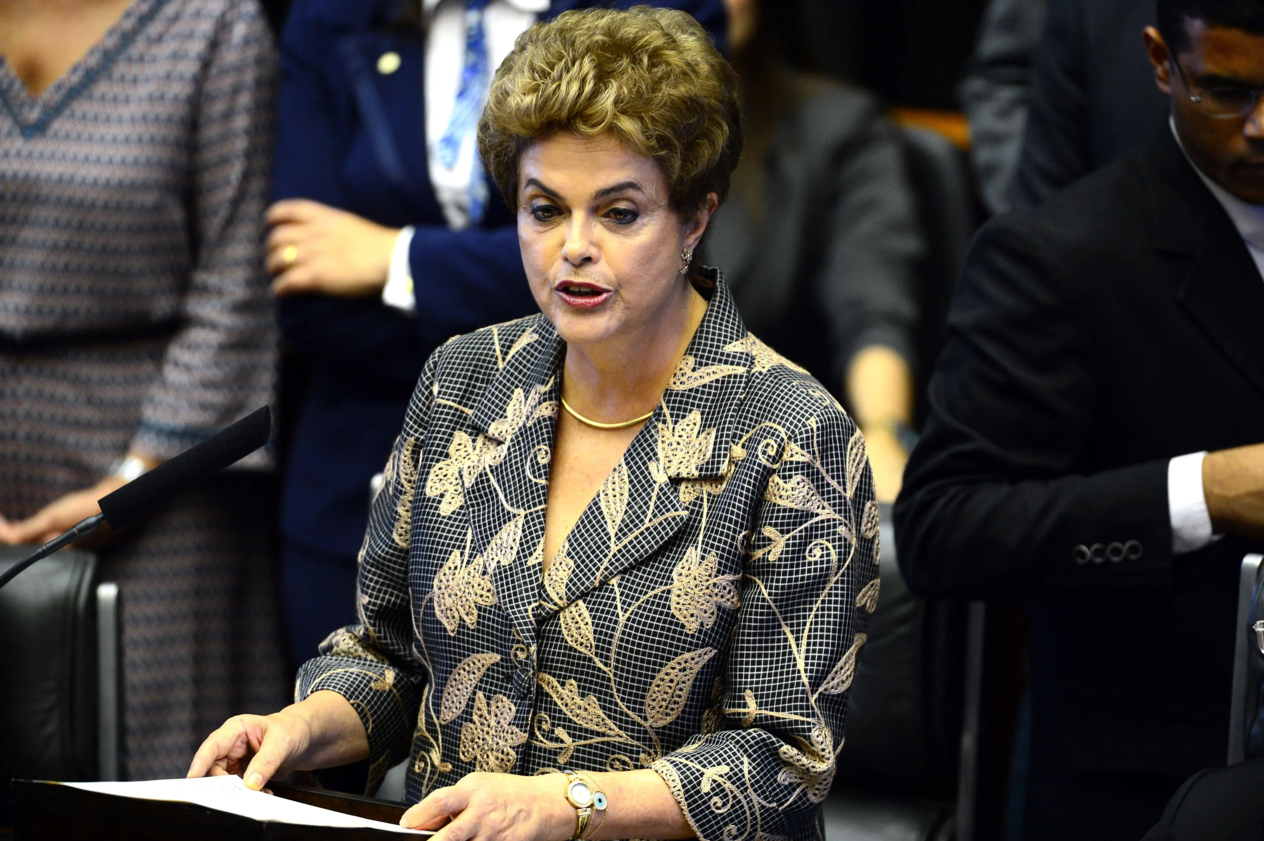 Brasília – A presidenta Dilma Rousseff participa no Congresso da cerimônia de abertura do Ano Legislativo (Fabio Rodrigues Pozzebom/Agência Brasil)