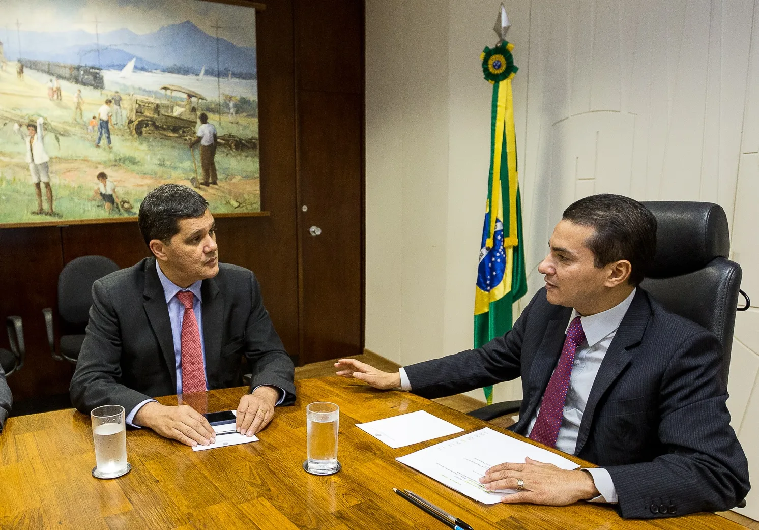 Ricardo Ferraço pede reativação da Samarco a ministro capixaba