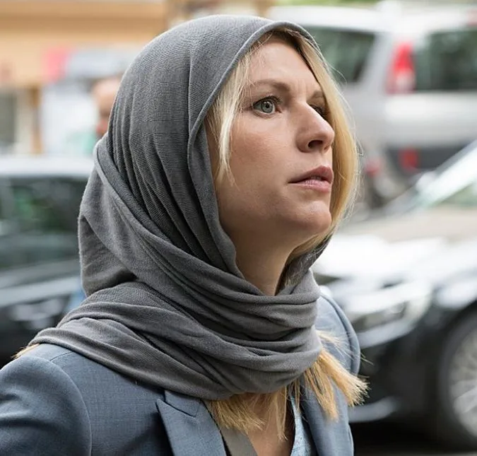 Após estreia de nova temporada, Claire Danes brinca com sequestros em Homeland