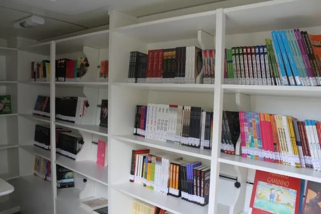 Vila Velha, Cariacica, Vitória e Serra recebem Biblioteca Móvel