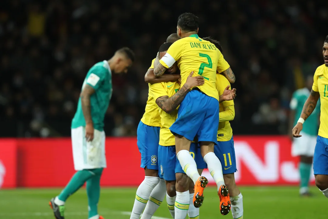 Seleção brasileira do técnico Tite mostra ser mais produtiva no segundo tempo