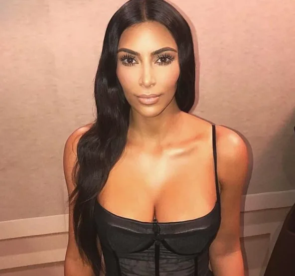 Kim Kardashian pretende pagar mais de 600 mil reais por ano a profissional de Photoshop